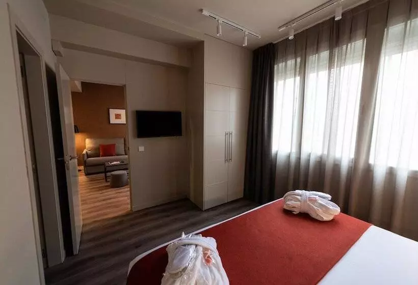 スタンダード４人部屋, Atenea Rekord Suites