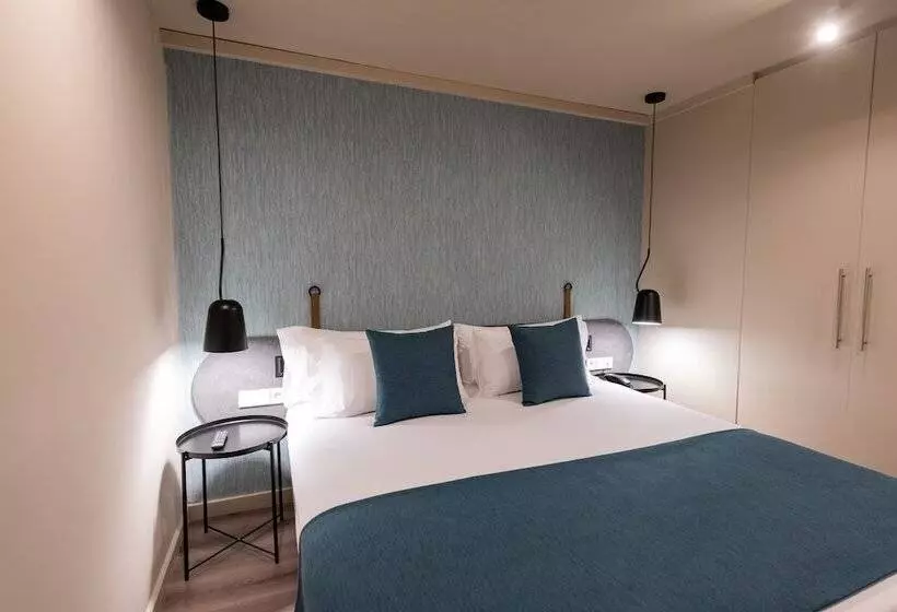 スタンダード４人部屋, Atenea Rekord Suites