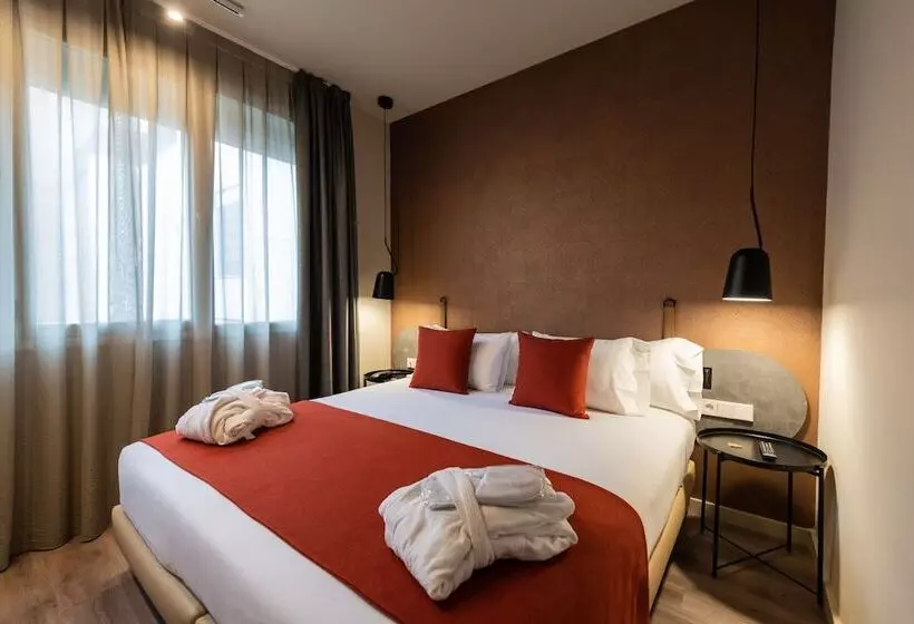スーペリアールーム, Atenea Rekord Suites