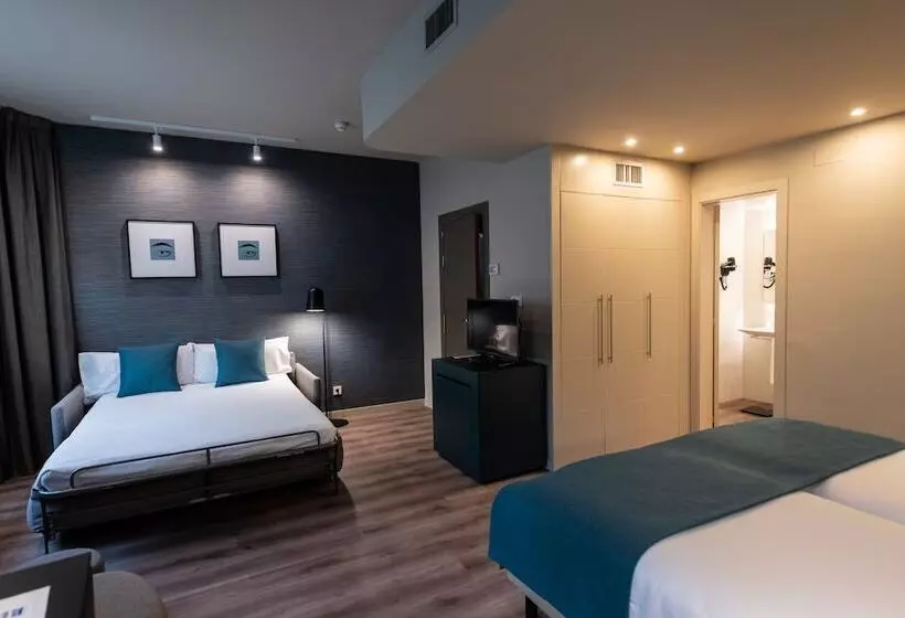 スタンダード４人部屋, Atenea Rekord Suites