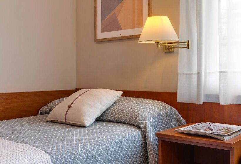 スタンダードシングルルーム, Bonanova Park