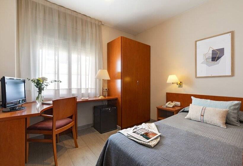 スタンダードシングルルーム, Bonanova Park