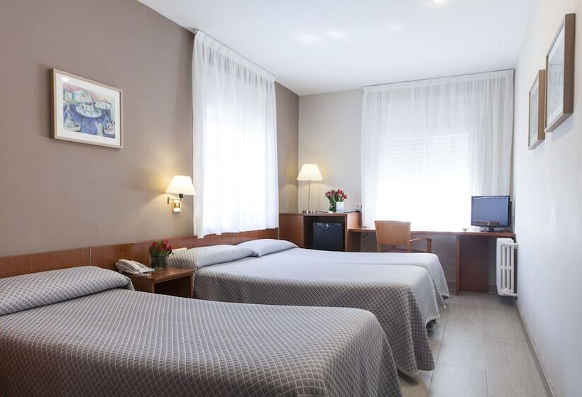 اتاق استاندارد سه نفره, Bonanova Park