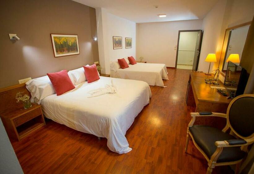 חדר סטנדרט לארבעה, Borgia