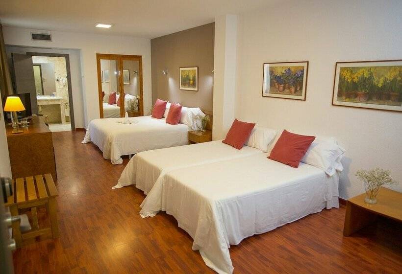 חדר משפחתי, Borgia