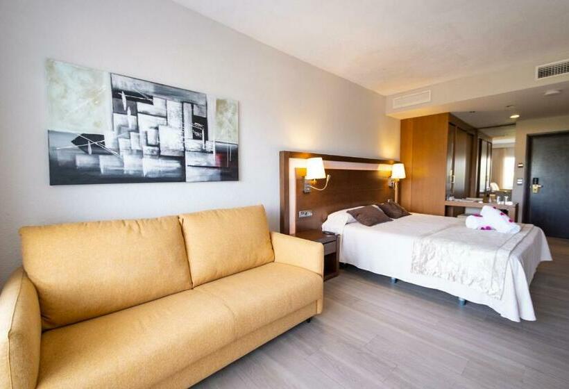 주니어 스위트, Condesa