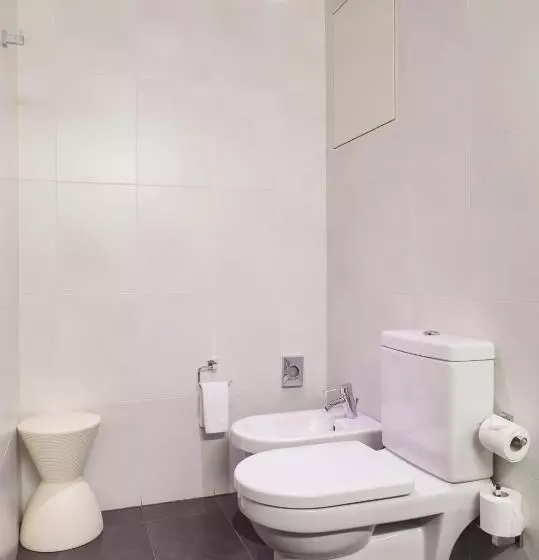 Habitación Triple Estándar, Dimar