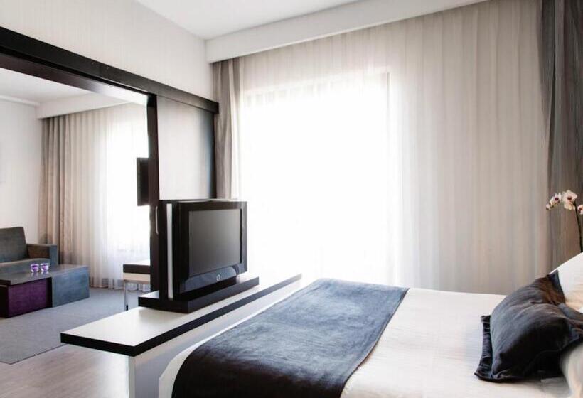 جناح مزود بتراس, Dimar