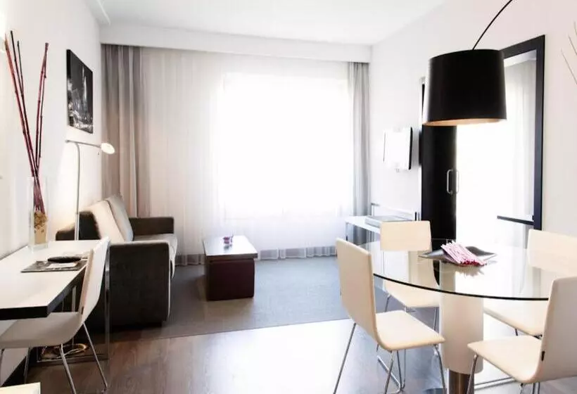 Suite con Terraza, Dimar