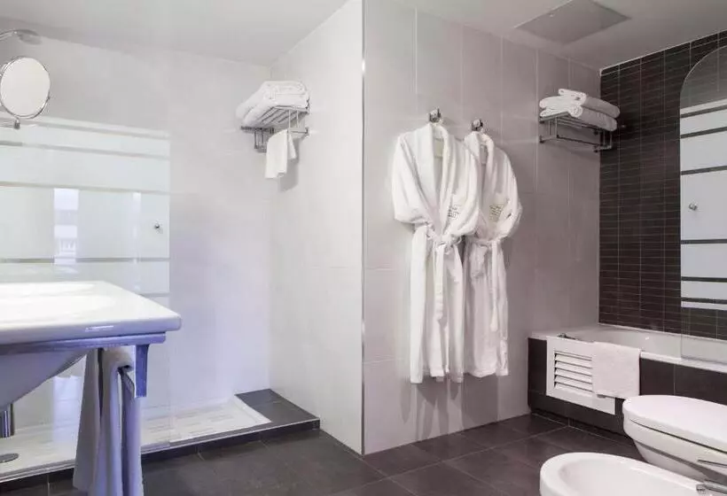 Suite con Terraza, Dimar