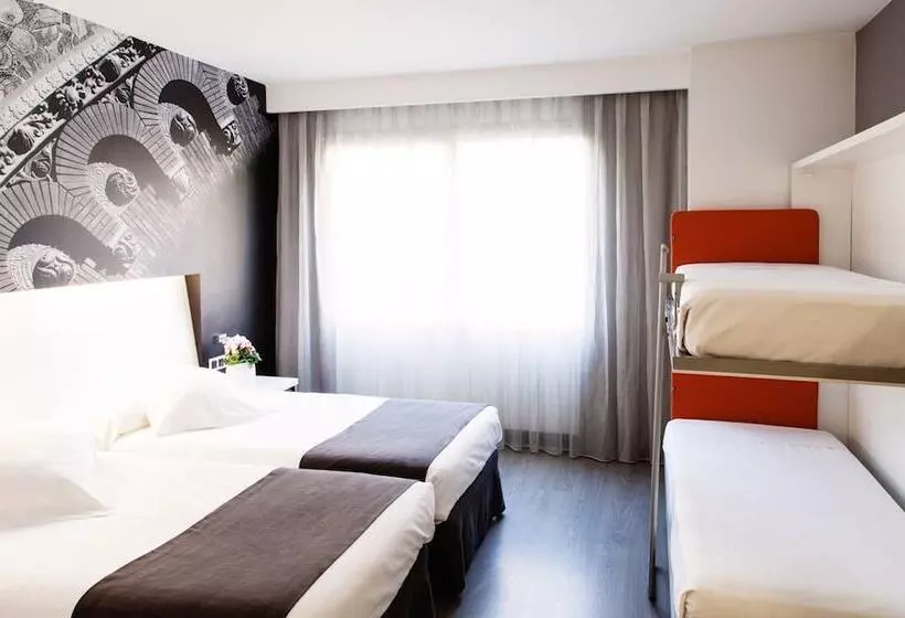 Habitación Cuádruple Estándar, Dimar