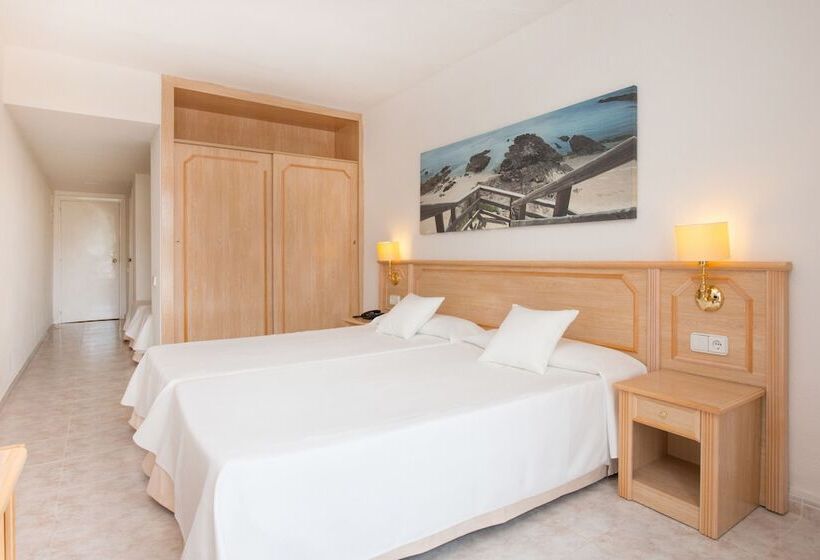 חדר משפחתי נוף לים, Galeón