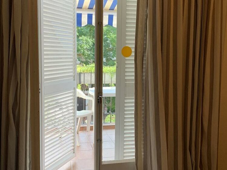 标准间带阳台, Galeón