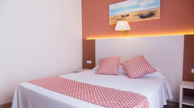 Номер Стандарт Вид на Бассейн, Ght Balmes, Hotel Aparthotel&splash