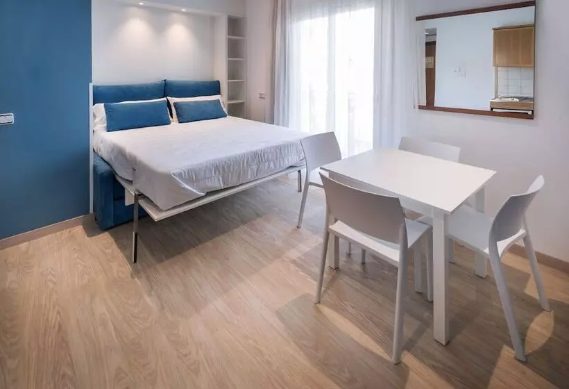 استودیوی استاندارد, Ght Balmes, Hotel Aparthotel&splash