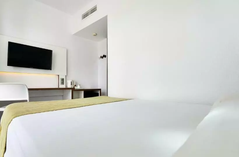 اتاق استاندارد یک نفره, Globales Cala Blanca