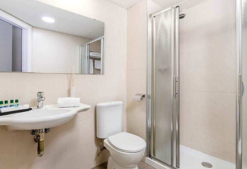 Номер Стандарт Трехместный, Hc Mollet Barcelona