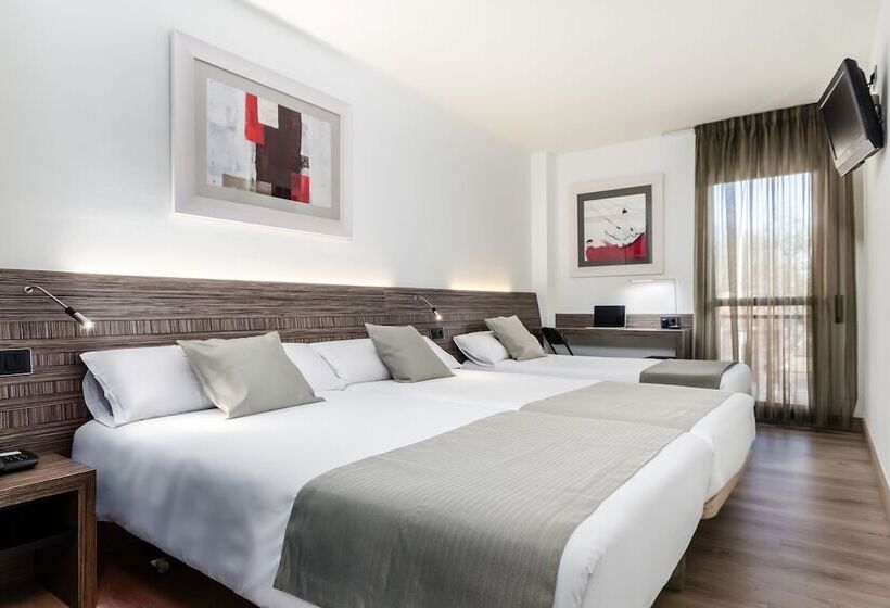 Номер Стандарт Трехместный, Hc Mollet Barcelona