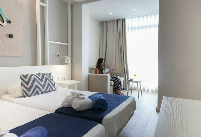 Chambre Triple Deluxe, Ibersol Antemare - Adults Only