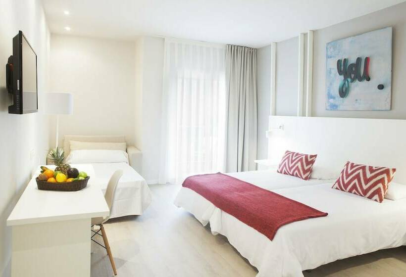 Chambre Triple Deluxe, Ibersol Antemare - Adults Only