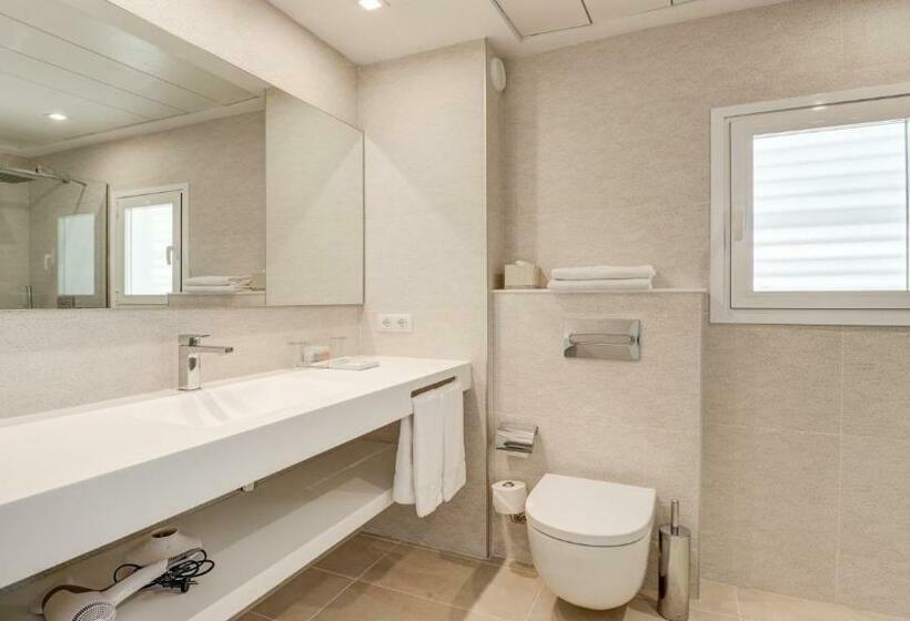 스탠다드 발코니 룸 측면 바다 전망, Hotel Illa D'Or 4* Sup & Club Apartments