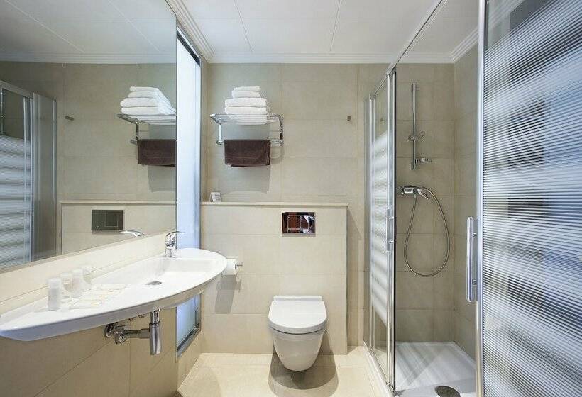 Номер Стандарт, Indalo Park