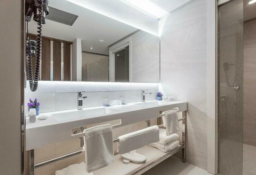 Полулюкс Вид на Море, Indalo Park