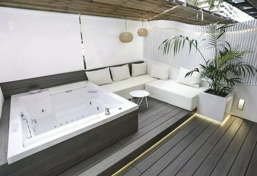 اتاق لوکس با وان آب گرم, Kaktus Hotel Kaktus Playa   Adults Recommended