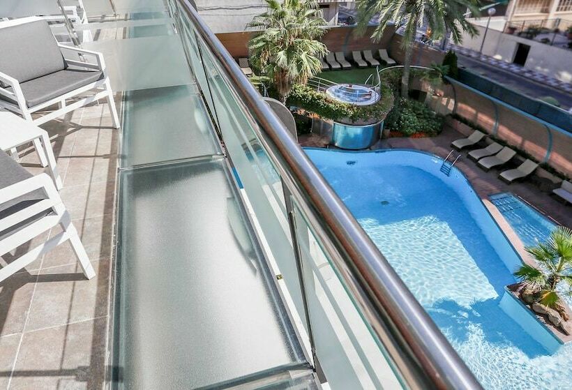 스탠다드 트리플 룸 풀장 전망, Kaktus Hotel Kaktus Playa   Adults Recommended