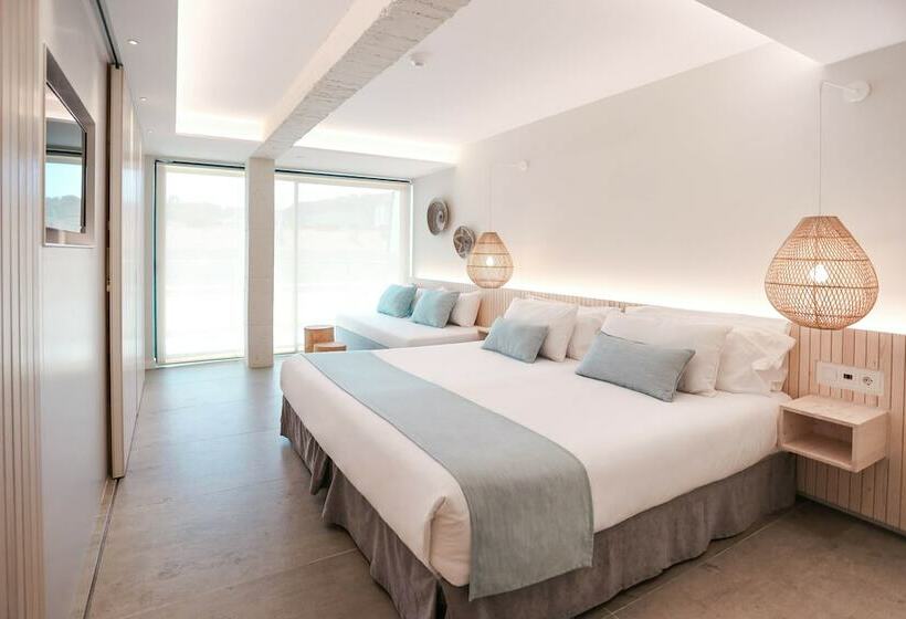Трехместный Номер Стандарт Вид на Бассейн, Kaktus Hotel Kaktus Playa   Adults Recommended