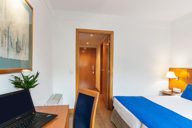 Triple Room Sea View, Kaktus Hotel Kaktus Playa   Adults Recommended