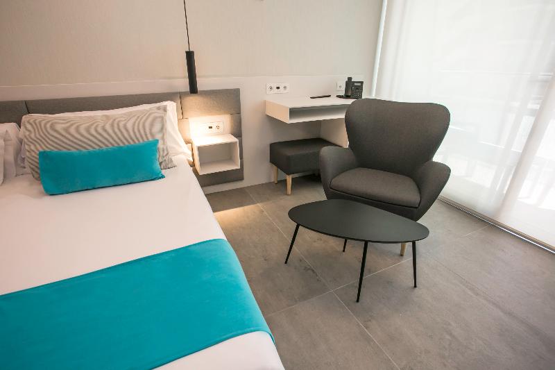 Quarto Familiar, Kaktus Hotel Kaktus Playa   Adults Recommended