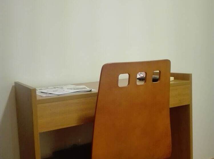 חדר סטנדרט יחיד, Mavi