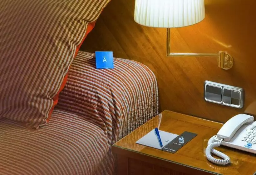 اتاق استاندارد, Melia Plaza Valencia