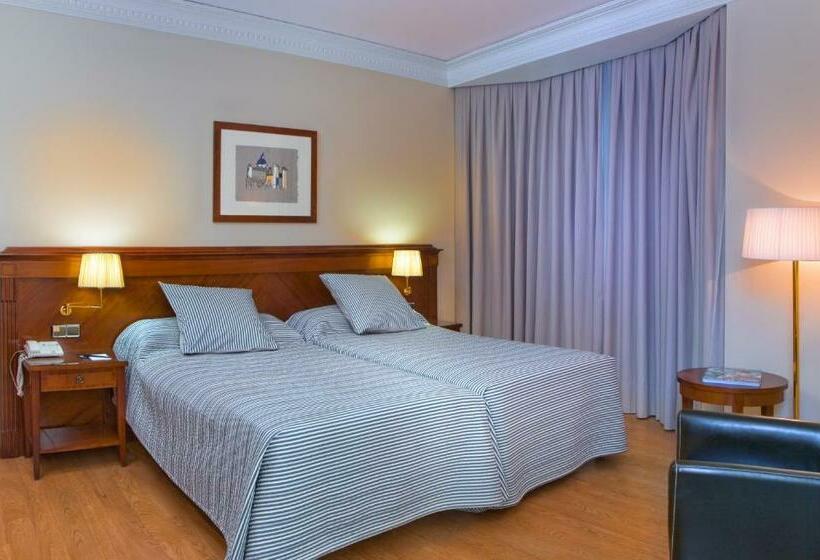 غرفة قياسية, Melia Plaza Valencia