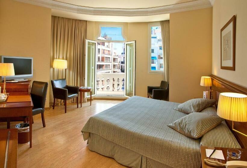 غرفة سوبيريور مطلة على المدينة, Melia Plaza Valencia