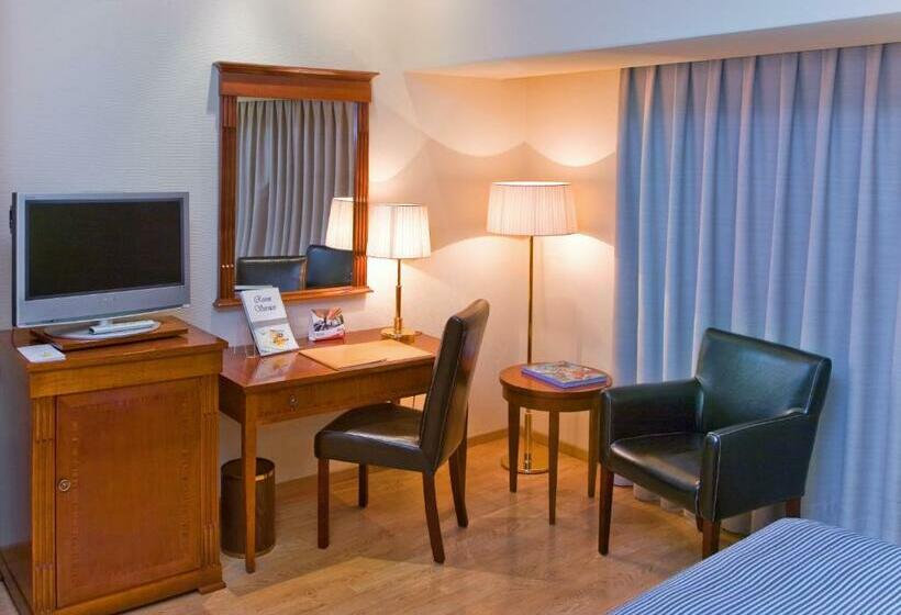 غرفة ديلوكس مطلة على المدينة, Melia Plaza Valencia