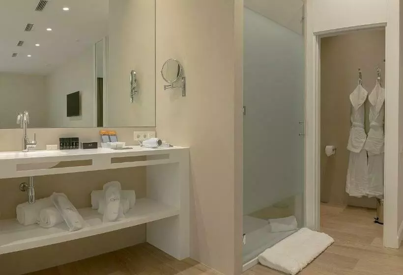 اتاق پرمیوم, Melia Plaza Valencia