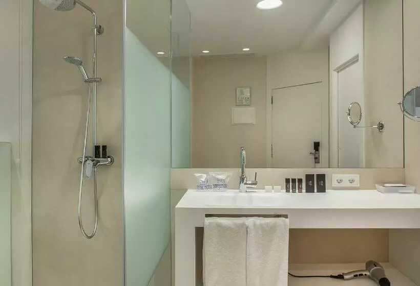 سوییت جونیور لوکس, Melia Plaza Valencia