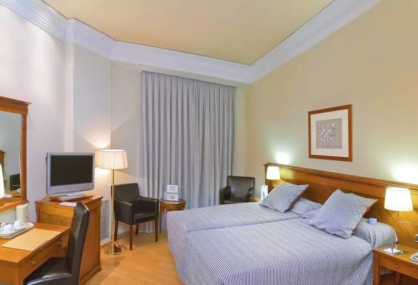 Classic Room with Views, Melia Plaza Valencia
