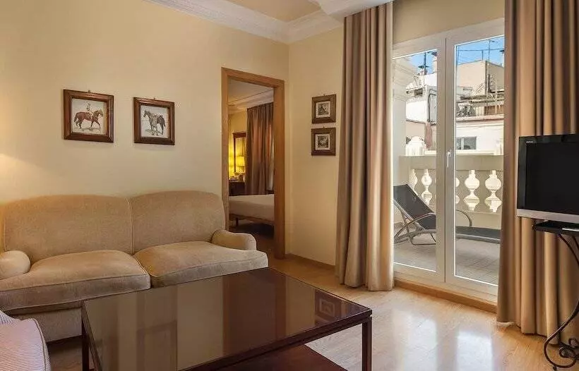 سوییت جونیور اجرایی, Melia Plaza Valencia