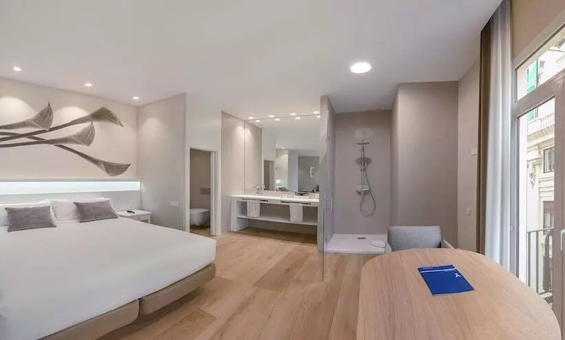 سوییت جونیور اجرایی, Melia Plaza Valencia