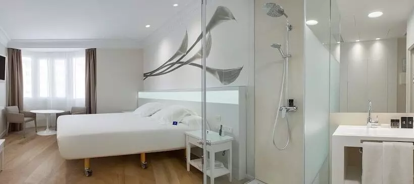 Premium room with view, Melia Plaza Valencia