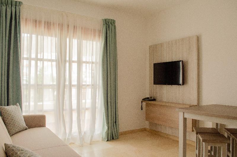 غرفة قياسية, Melia Plaza Valencia