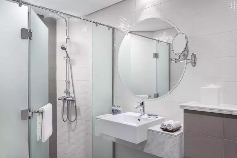 اتاق لوکس با چشمانداز شهر, Melia Plaza Valencia
