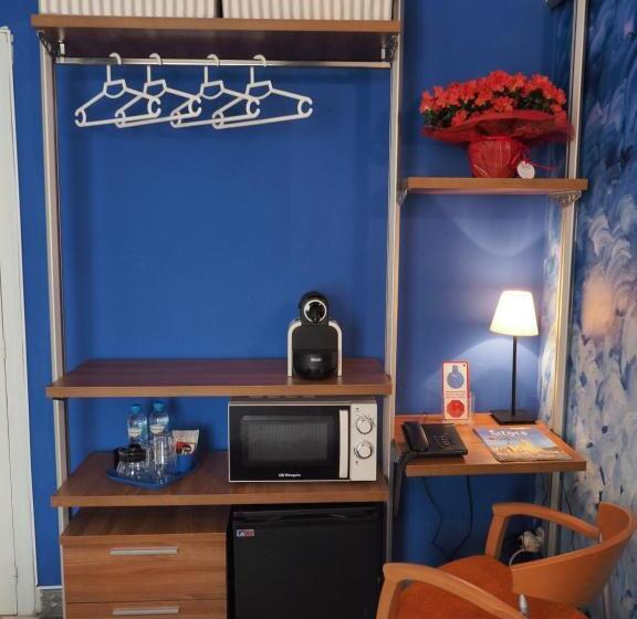 Номер Стандарт, Montserrat