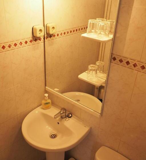 Номер Стандарт Трехместный, Montserrat