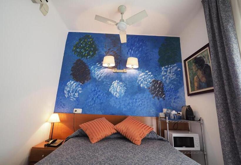 Номер Стандарт Индивидуальный с Балконом, Montserrat