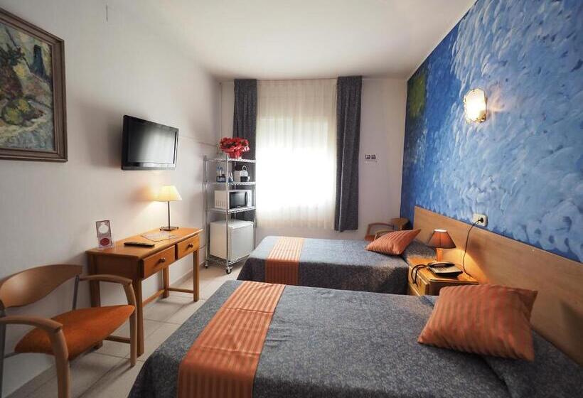 Номер Стандарт, Montserrat