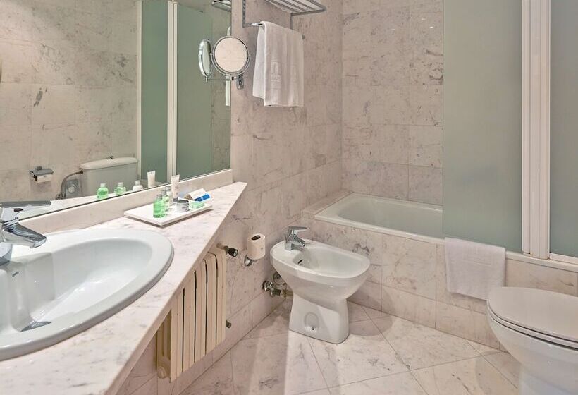 اتاق سوپریور, NH Barcelona Entenza